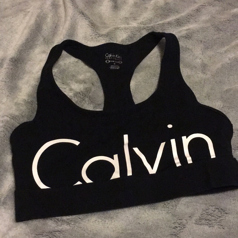 Calvin Klein Sports Bra size M
